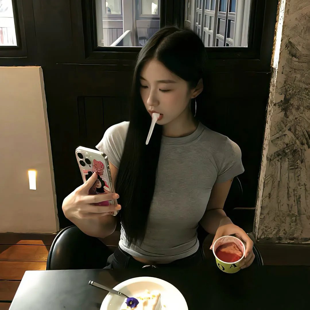 帅哥娇娃